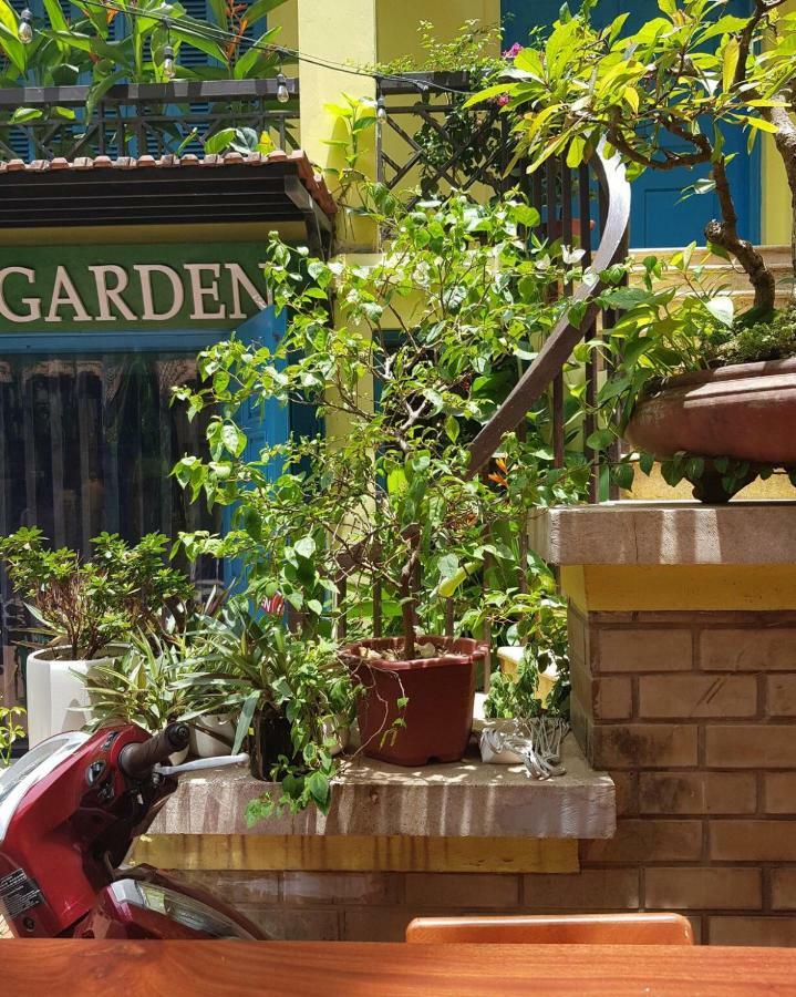 Alley Garden * Hà Nội